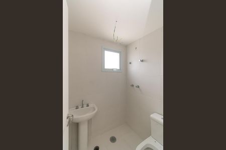 Apartamento à venda com 64m², 3 quartos e 1 vaga Apartamento à venda com 64m², 3 quartos e 1 vagaBanheiro da Suíte