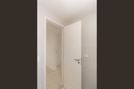 Apartamento à venda com 64m², 3 quartos e 1 vaga Apartamento à venda com 64m², 3 quartos e 1 vagaBanheiro 2