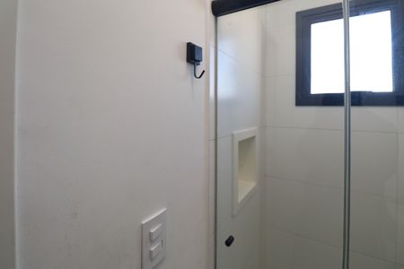 Banheiro  de apartamento para alugar com 1 quarto, 28m² em Vila Dom Pedro Ii, São Paulo