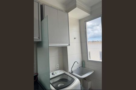 Área de serviço de apartamento para alugar com 2 quartos, 40m² em IAPI, Salvador