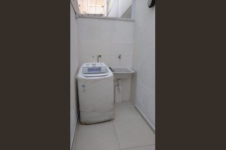 Studio à venda com 42m², 1 quarto e sem vaga Studio à venda com 42m², 1 quarto e sem vagaÁrea de serviço
