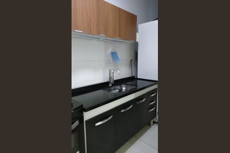 Cozinha de kitnet/studio à venda com 1 quarto, 42m² em Campo Grande, São Paulo