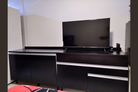 Studio à venda com 42m², 1 quarto e sem vaga Studio à venda com 42m², 1 quarto e sem vagaSala/Quarto