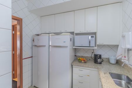 Apartamento à venda com 102m², 3 quartos e 2 vagas Apartamento à venda com 102m², 3 quartos e 2 vagasCozinha