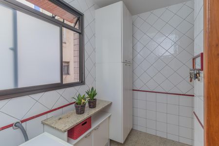 Apartamento à venda com 102m², 3 quartos e 2 vagas Apartamento à venda com 102m², 3 quartos e 2 vagasÁrea de Serviço
