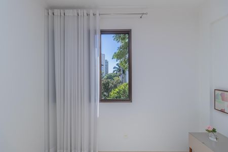 Apartamento à venda com 102m², 3 quartos e 2 vagas Apartamento à venda com 102m², 3 quartos e 2 vagasVista da Suíte