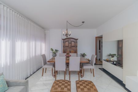 Apartamento à venda com 102m², 3 quartos e 2 vagas Apartamento à venda com 102m², 3 quartos e 2 vagasSala