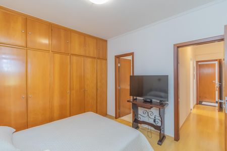 Apartamento à venda com 102m², 3 quartos e 2 vagas Apartamento à venda com 102m², 3 quartos e 2 vagasQuarto Suíte