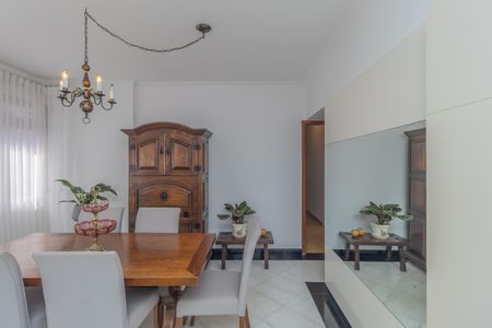 Apartamento à venda com 102m², 3 quartos e 2 vagas Apartamento à venda com 102m², 3 quartos e 2 vagasSala