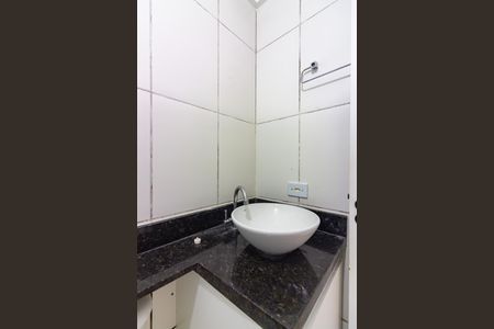 Apartamento para alugar com 44m², 2 quartos e 1 vaga Apartamento para alugar com 44m², 2 quartos e 1 vagaBanheiro