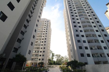 Apartamento à venda com 51m², 2 quartos e 1 vagaFachada