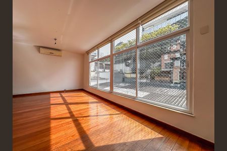 Casa de condomínio à venda com 140m², 3 quartos e 1 vaga