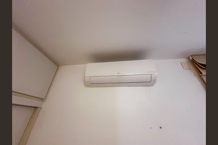 Casa de condomínio à venda com 140m², 3 quartos e 1 vaga