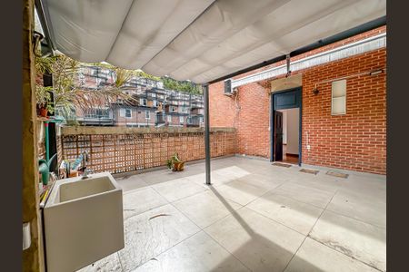 Casa de condomínio à venda com 140m², 3 quartos e 1 vaga