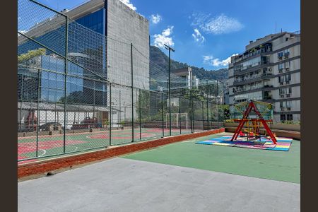 Casa de condomínio à venda com 140m², 3 quartos e 1 vaga