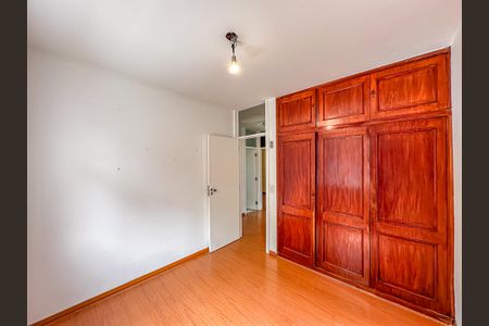 Casa de condomínio à venda com 140m², 3 quartos e 1 vaga