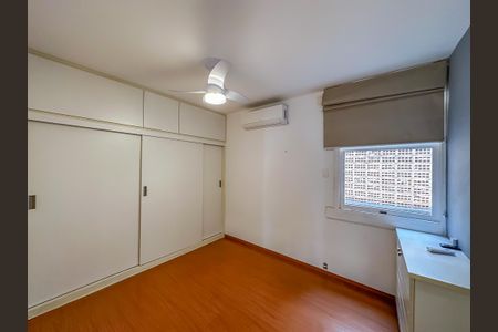 Casa de condomínio à venda com 140m², 3 quartos e 1 vaga