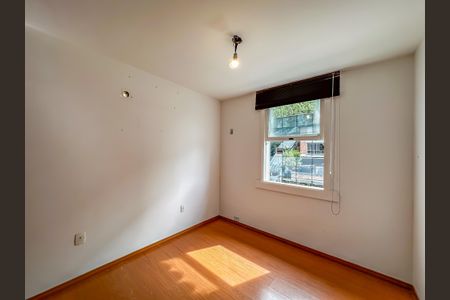 Casa de condomínio à venda com 140m², 3 quartos e 1 vaga