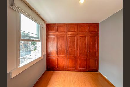 Casa de condomínio à venda com 140m², 3 quartos e 1 vaga