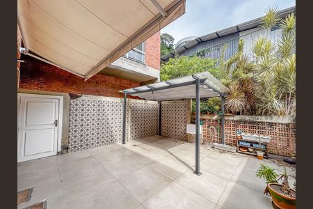 Casa de condomínio à venda com 140m², 3 quartos e 1 vaga