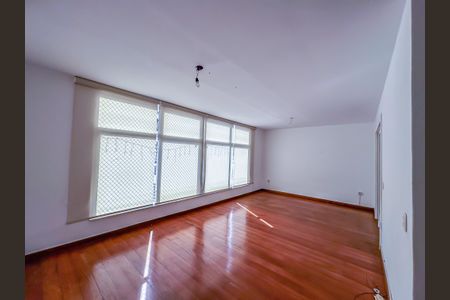 Casa de condomínio à venda com 140m², 3 quartos e 1 vaga
