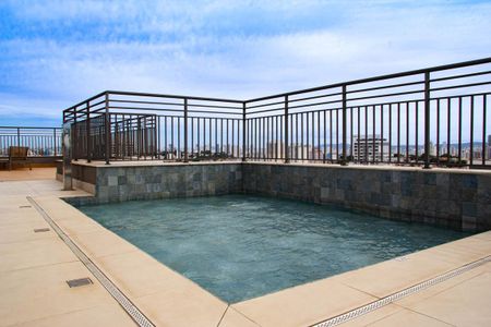 Apartamento à venda com 70m², 2 quartos e 1 vaga Apartamento à venda com 70m², 2 quartos e 1 vagaÁrea comum - Piscina