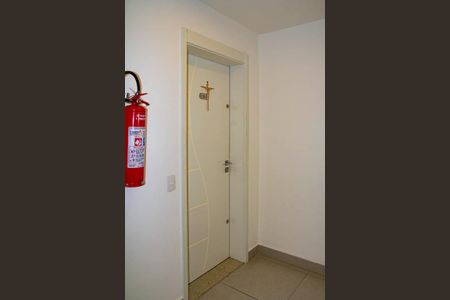 Apartamento à venda com 70m², 2 quartos e 1 vaga Apartamento à venda com 70m², 2 quartos e 1 vagaHall de entrada