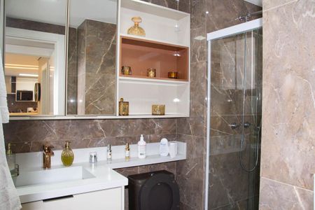 Apartamento à venda com 70m², 2 quartos e 1 vaga Apartamento à venda com 70m², 2 quartos e 1 vagaBanheiro da Suíte