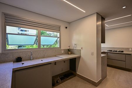 Apartamento à venda com 195m², 3 quartos e 3 vagasÁrea de Serviço 