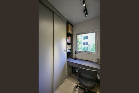 Apartamento à venda com 195m², 3 quartos e 3 vagasEscritório