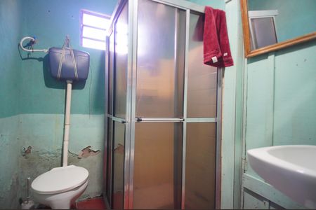 Casa à venda com 79m², 1 quarto e 5 vagasBanheiro 2
