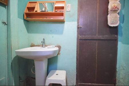 Casa à venda com 79m², 1 quarto e 5 vagasBanheiro 2