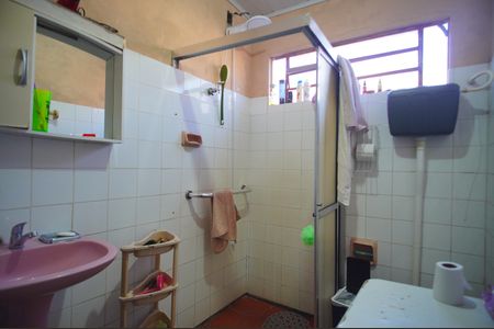 Casa à venda com 79m², 1 quarto e 5 vagasBanheiro
