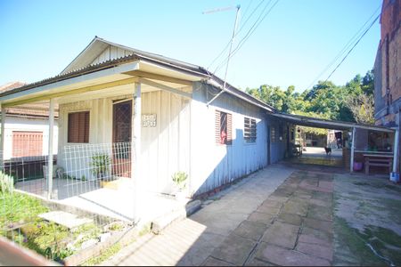 Casa à venda com 79m², 1 quarto e 5 vagasEntrada