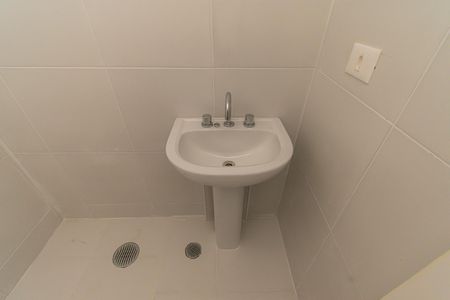 Apartamento à venda com 63m², 3 quartos e 1 vaga Apartamento à venda com 63m², 3 quartos e 1 vagaBanheiro da Suíte