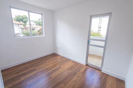 Apartamento à venda com 62m², 2 quartos e 2 vagas Apartamento à venda com 62m², 2 quartos e 2 vagasquarto 1 / suite e varanda