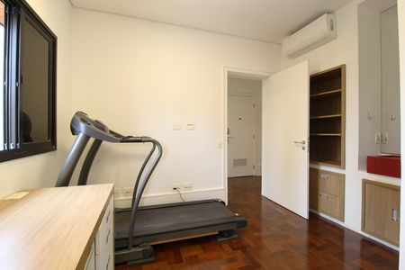 Apartamento para alugar com 300m², 4 quartos e 4 vagasQuarto 4 - Suíte