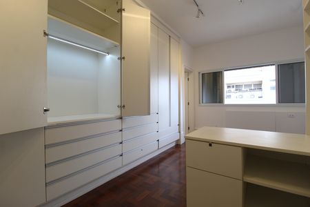 Apartamento para alugar com 300m², 4 quartos e 4 vagasQuarto 2 - Suíte