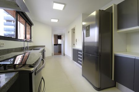 Apartamento para alugar com 300m², 4 quartos e 4 vagasCozinha
