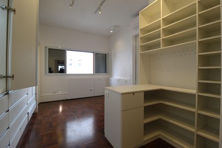 Apartamento para alugar com 300m², 4 quartos e 4 vagasQuarto 2 - Suíte