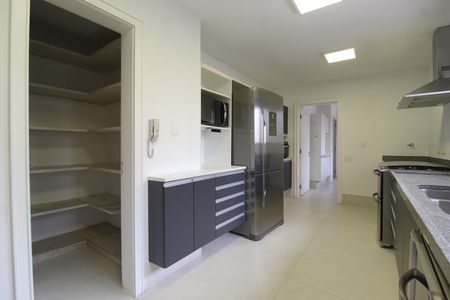 Apartamento para alugar com 300m², 4 quartos e 4 vagasCozinha