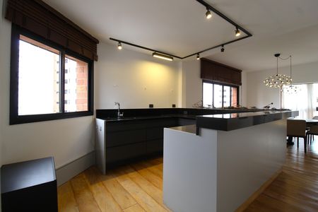 Apartamento para alugar com 300m², 4 quartos e 4 vagasSala de Jantar