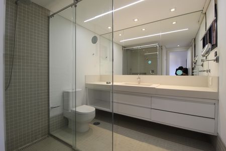 Apartamento para alugar com 300m², 4 quartos e 4 vagasBanheiro da Suíte 2