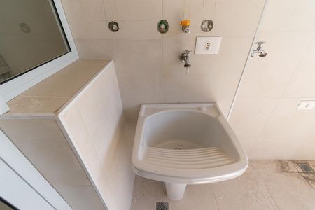 Apartamento à venda com 63m², 3 quartos e 1 vagaÁrea de Serviço