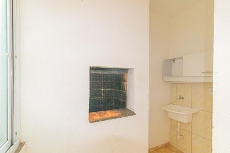 Apartamento para alugar com 65m², 2 quartos e 1 vagaÁrea de Serviço e Churrasqueira