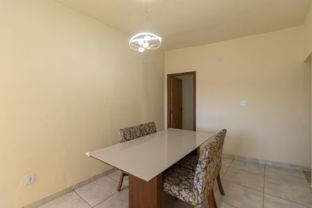 Casa para alugar com 80m², 3 quartos e 1 vagaSala
