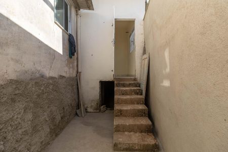 Casa para alugar com 80m², 3 quartos e 1 vagaÁrea externa