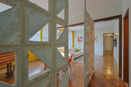 Apartamento para alugar com 191m², 4 quartos e 1 vaga
