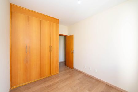 QUARTO1 de apartamento para alugar com 3 quartos, 181m² em Belvedere, Belo Horizonte