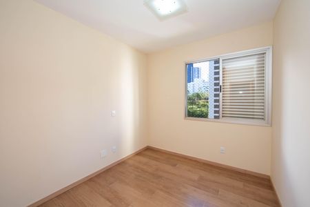 Apartamento para alugar com 181m², 3 quartos e 2 vagas Apartamento para alugar com 181m², 3 quartos e 2 vagasQUARTO2
